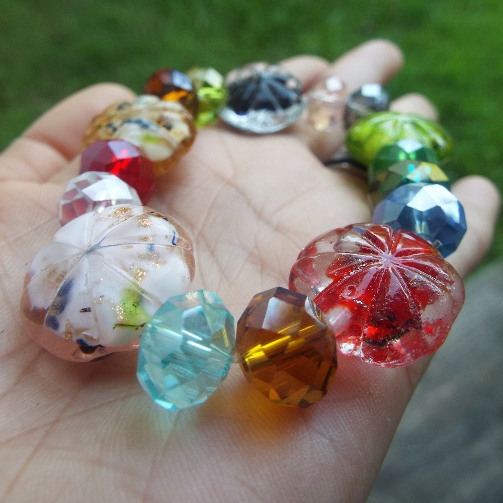 Stunning fashion glass beads bracelet- mixed color